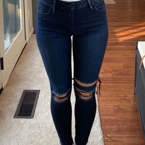 Joes jeans - ripped dark wash - size 25